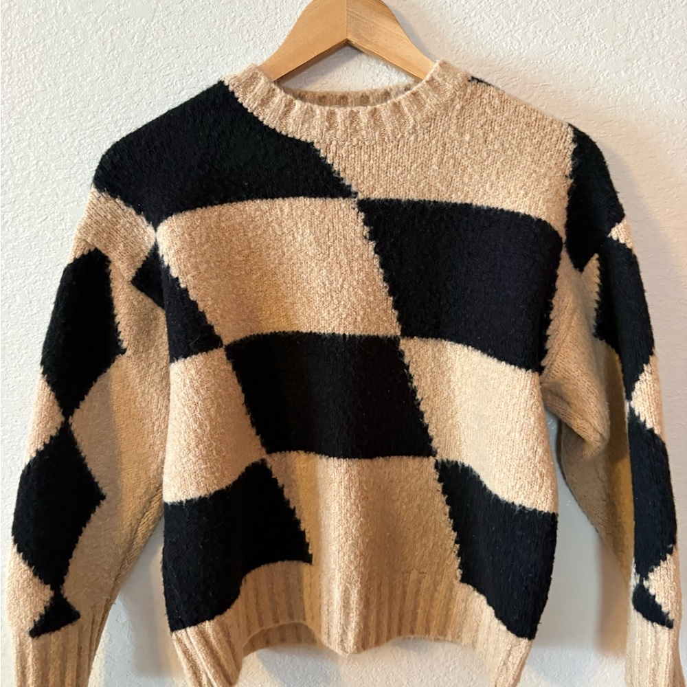 Lush Black and Tan Checkered Women's Sweater - Picture 4 of 7